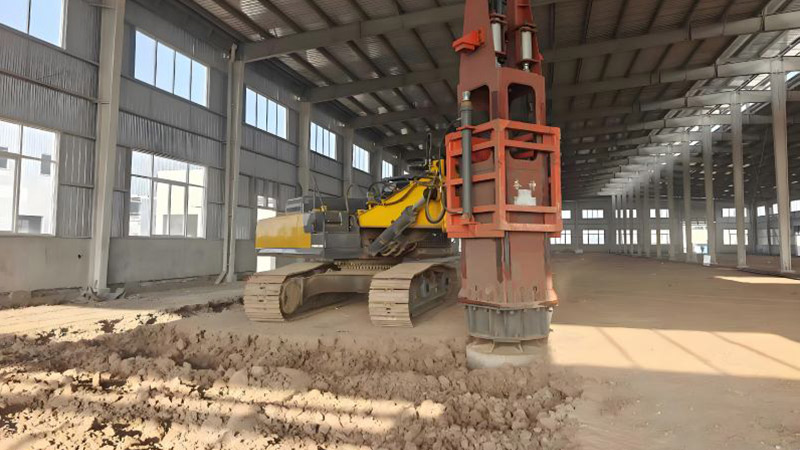HC240 Rapid Impact Compaction Machine
