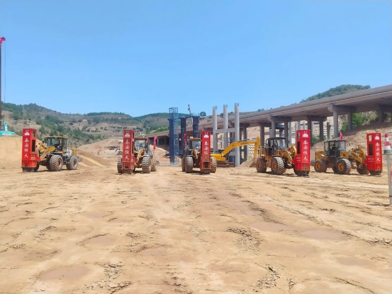 HC42 Rapid Impact Compaction Machine