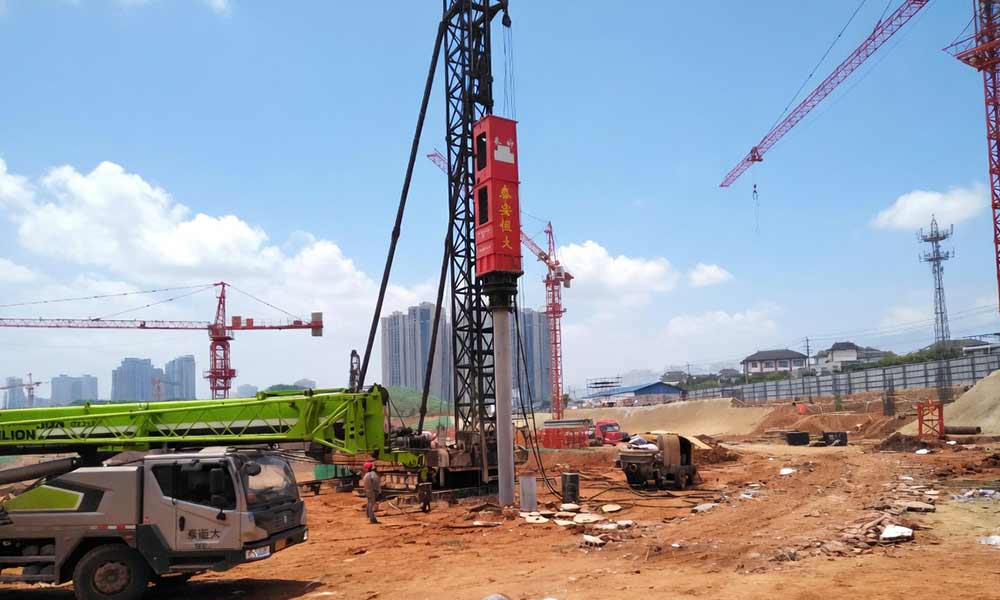 HH180 hydraulic pile hammer