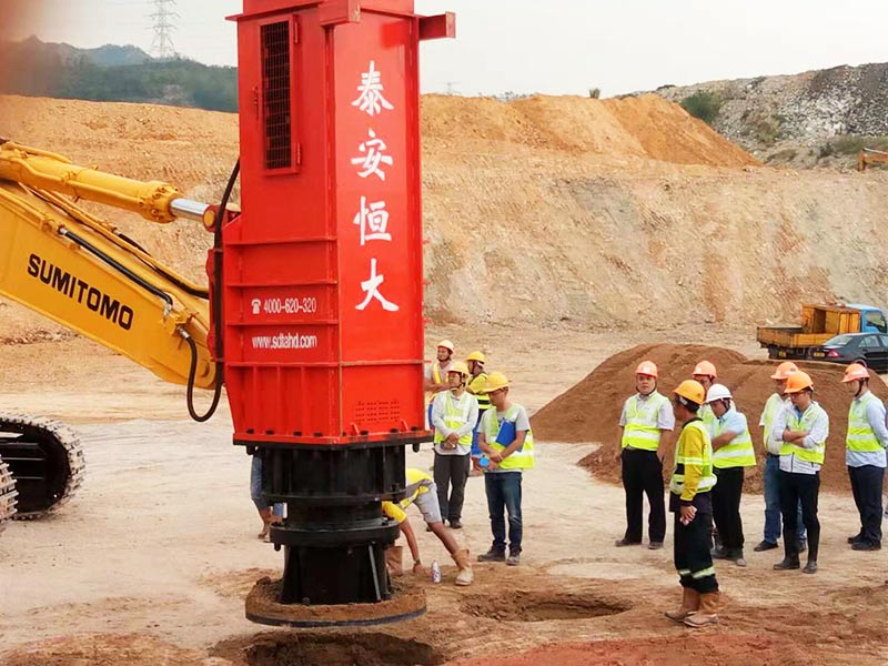 7t rapid impact compactor in Hangkong Airport